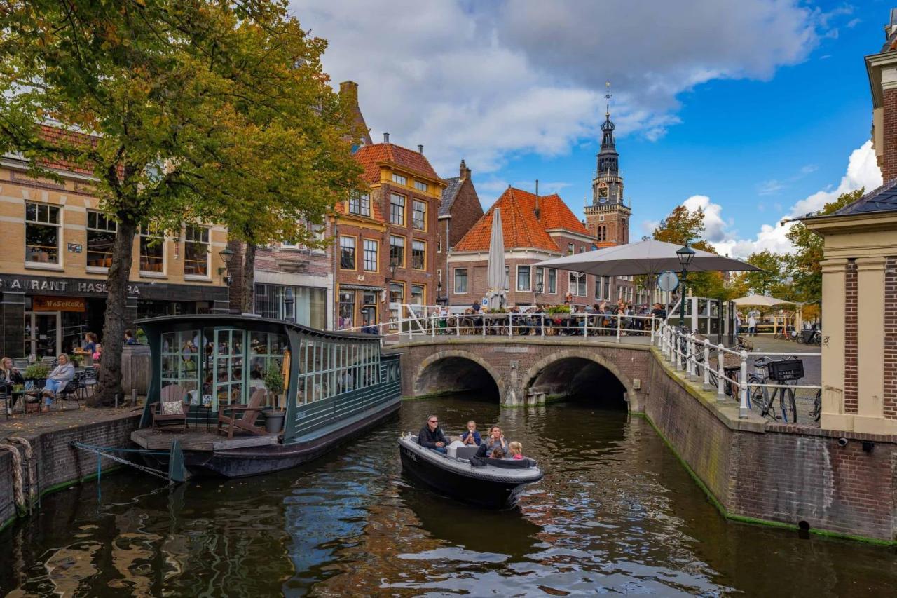 Vrijstaand Chalet Met Veel Buitenruimte En Veranda Villa Zuid-Scharwoude Exteriör bild